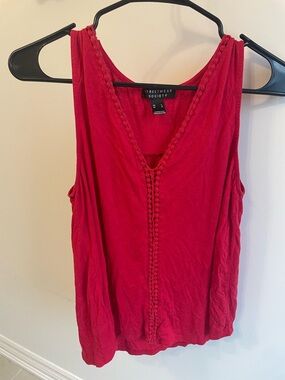 Vintage Streetwear Society Women's Bright Red Crochet-Trim V-Neck Tank